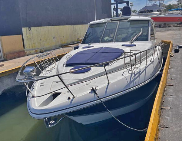 
								CRUISERS YACHTS COUPE 42 full									