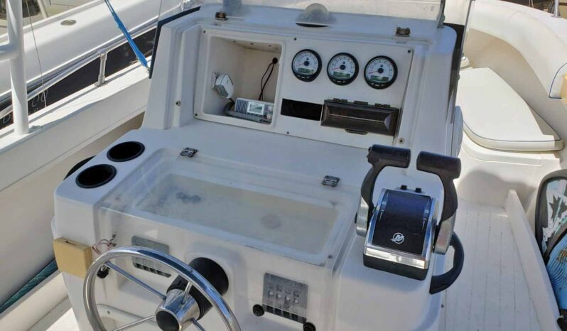 
								RUBHER MARINE 24 full									