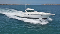 
										TIARA YACHT 44 full									