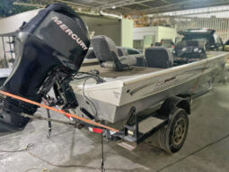 
										BOTE TRITON TS 18 full									