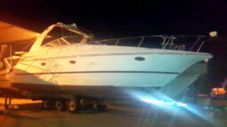 
										CRUISERS YACHTS 3672 EXPRESS 40 full									