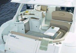 
										CRUISERS YACHTS SPORTS COUPE 42 full									