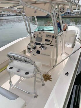 EXTREME MARINE CUDDY 30