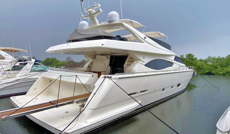 
								FERRETTI 76 full									