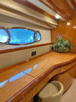 
										FERRETTI 76 full									