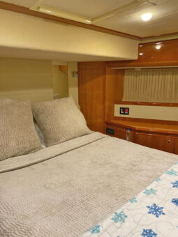 
										FERRETTI 76 full									