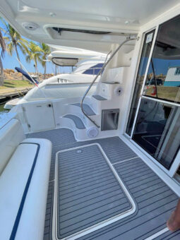 
										SEA RAY SEDAN BRIDGE 44 full									