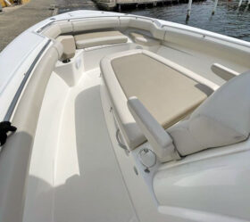 BOSTON WHALER 280 OUTRAGE 28