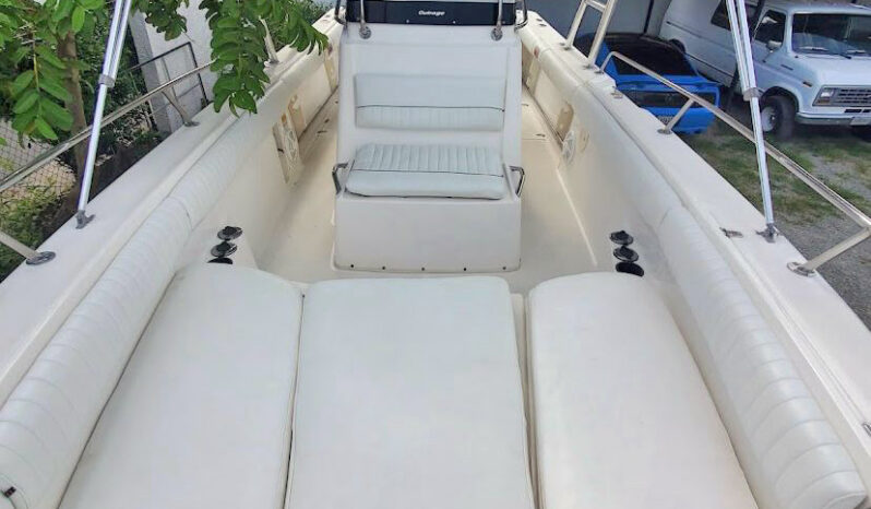 
								BOSTON WHALER BOAT 260 OUTRANGE 26 full									