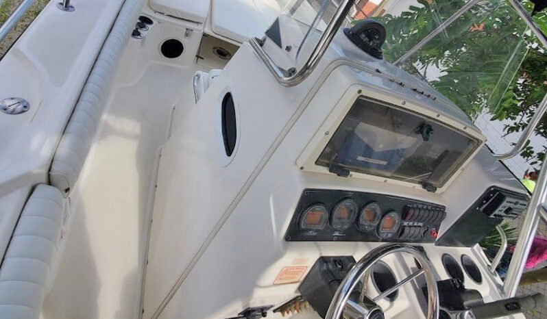 
								BOSTON WHALER BOAT 260 OUTRANGE 26 full									