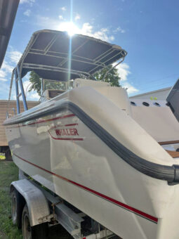 
										BOSTON WHALER BOAT 260 OUTRANGE 26 full									