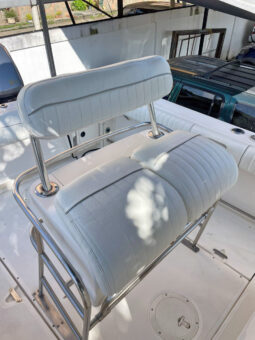 
										BOSTON WHALER BOAT 260 OUTRANGE 26 full									