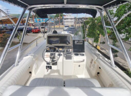 
										BOSTON WHALER BOAT 260 OUTRANGE 26 full									