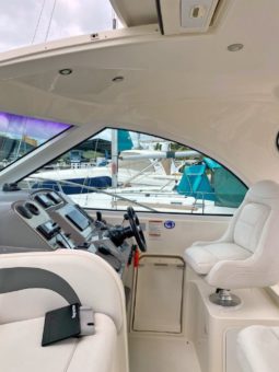 
										CRUISERS YACHTS SPORT COUPE 39 full									