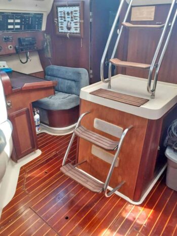 
								VELERO HUNTER 430 44 full									