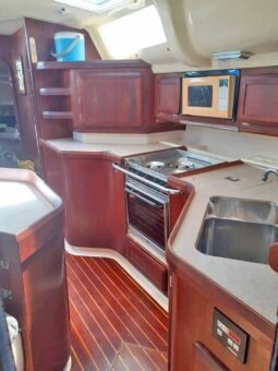 
										VELERO HUNTER 430 44 full									