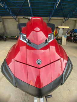 
										MOTO YAMAHA WAVE RUNNER SUPERCHARGED full									