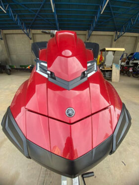 MOTO YAMAHA WAVE RUNNER SUPERCHARGED