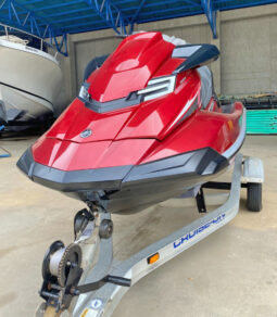 
										MOTO YAMAHA WAVE RUNNER SUPERCHARGED full									