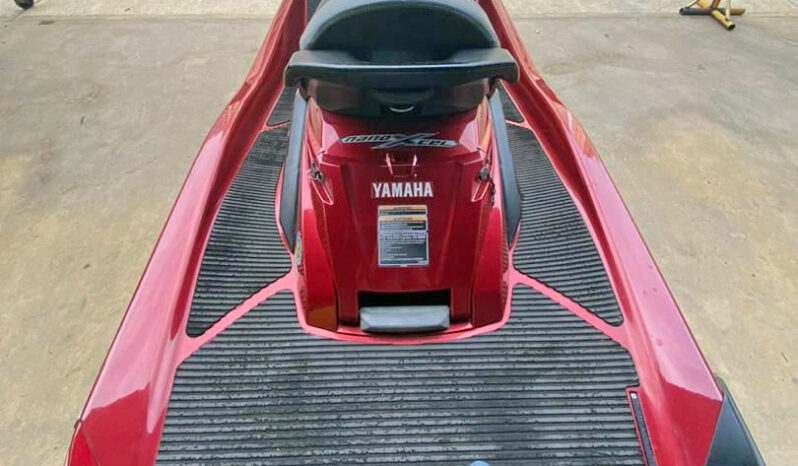 
								MOTO YAMAHA WAVE RUNNER SUPERCHARGED full									