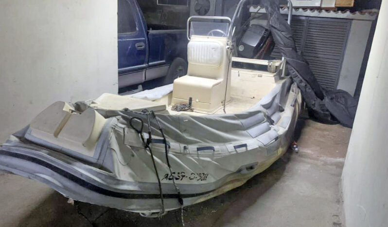 
								DINGHY CARIBE 17 full									