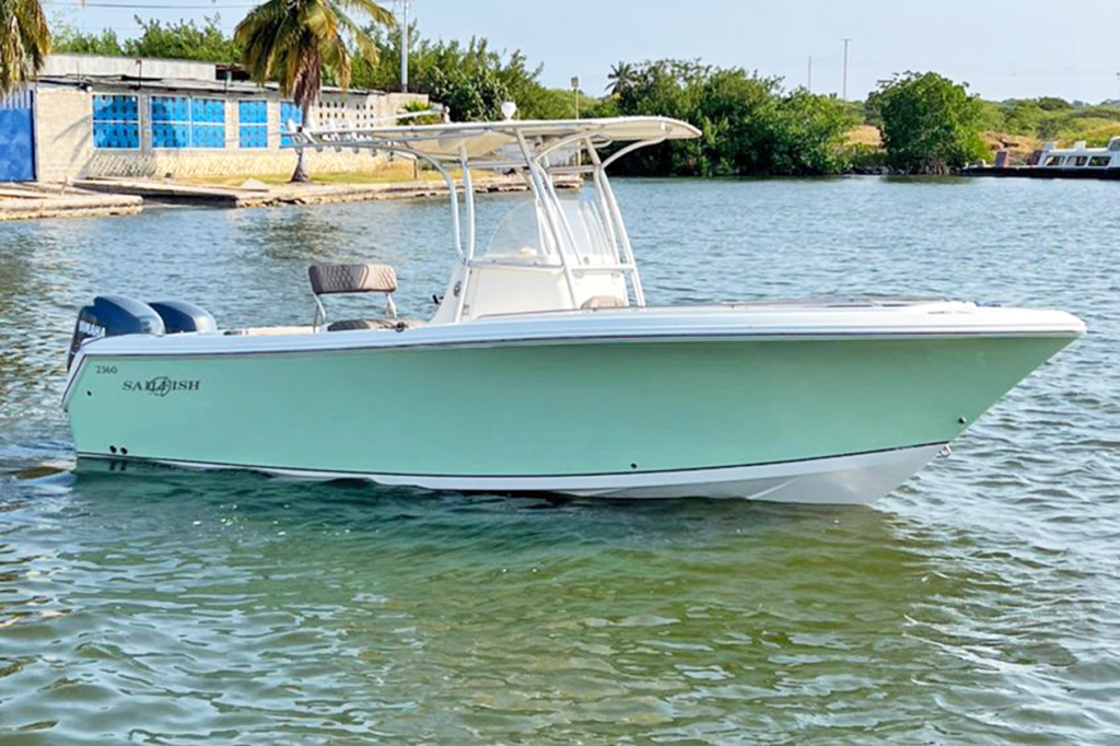 SAILFISH 2360 CENTER CONSOLE 23 – Lanchas Venezuela