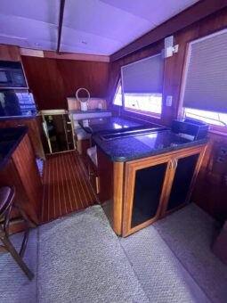 
										HATTERAS ENCLOSED BRIDGE 60 full									