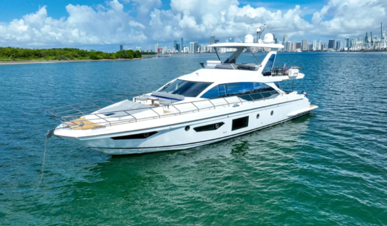 
								AZIMUT 66 full									