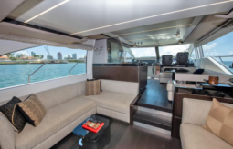 
										AZIMUT 66 full									