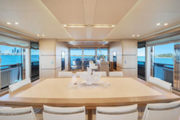 
										COLUMBUS YACHTS S HYBRID 40 full									