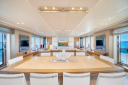 
										COLUMBUS YACHTS S HYBRID 40 full									