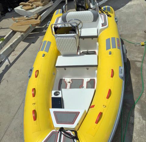 
								DINGHY CARIBE 15 full									