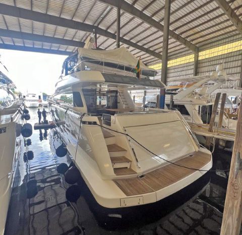 
								FERRETTI 85 full									