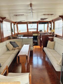 
										GRAND BANKS EUROPA 42 full									