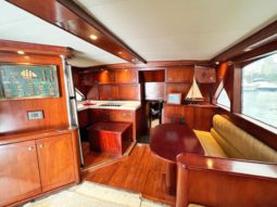 
										HATTERAS CONVERTIBLE 53 full									