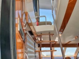 
										MARITIMO FLYBRIDGE 52 full									