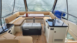 
										SEA RAY MOTOR YACHTS 65 full									