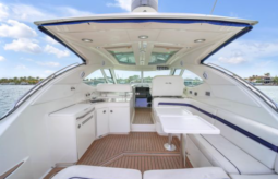 
										SEA RAY MOTOR YACHT 47 full									