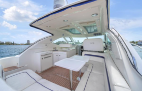 SEA RAY MOTOR YACHT 47