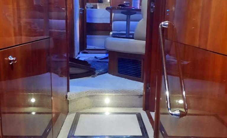 
								SUNSEEKER PREDATOR 62 full									