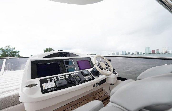 
								SUNSEEKER YACHT 75 full									