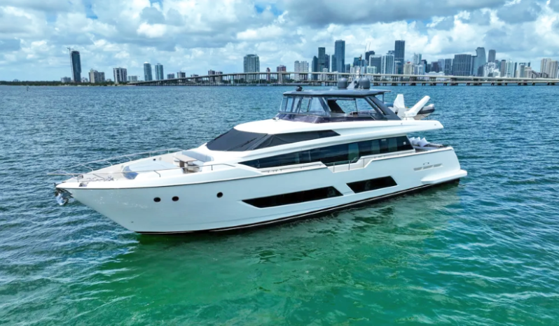 
								FERRETTI 85 full									