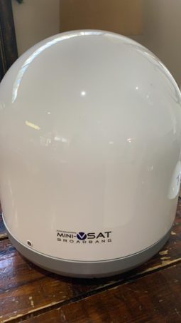 ANTENA SATELITAL INTELLIAN V60G