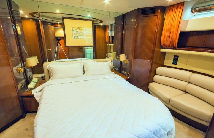 
								AZIMUT SEA JET 70 full									