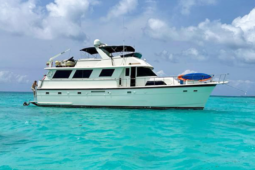 HATTERAS MOTOR YACHTS 72