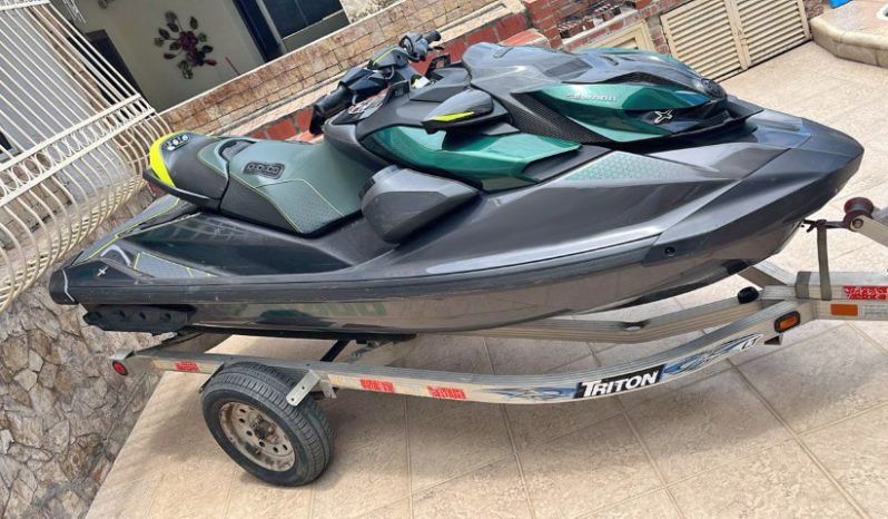 
								MOTO SEADOO RXP X APEX full									