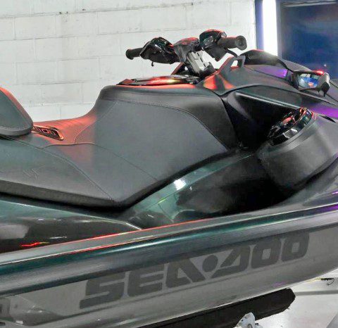 
								MOTO SEADOO RXP X full									