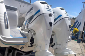 PAREJA MOTORES EVINRUDE E-TEC 300 HP