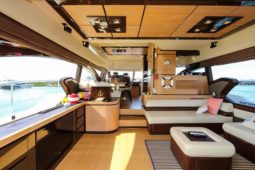 
										AZIMUT 70 full									