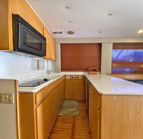 
								HATTERAS CONVERTIBLE 50 full									